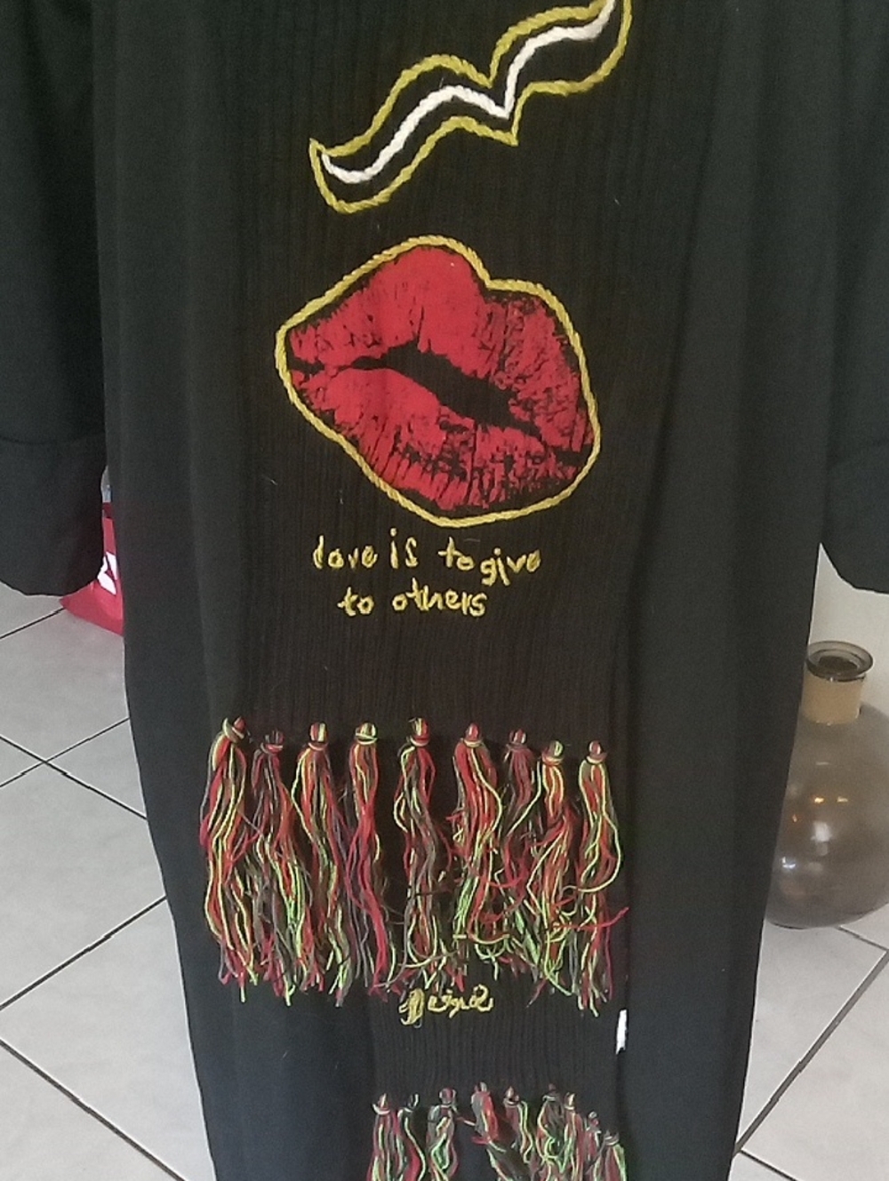 Black Scarf with Red Lip Graphic - Picture 2 of 5